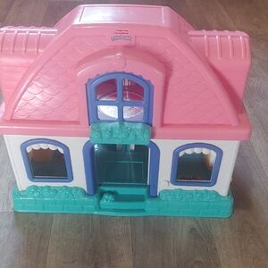 Fisher Price Little People Foldable Pink Dollhouse Playset Portable Play Home
